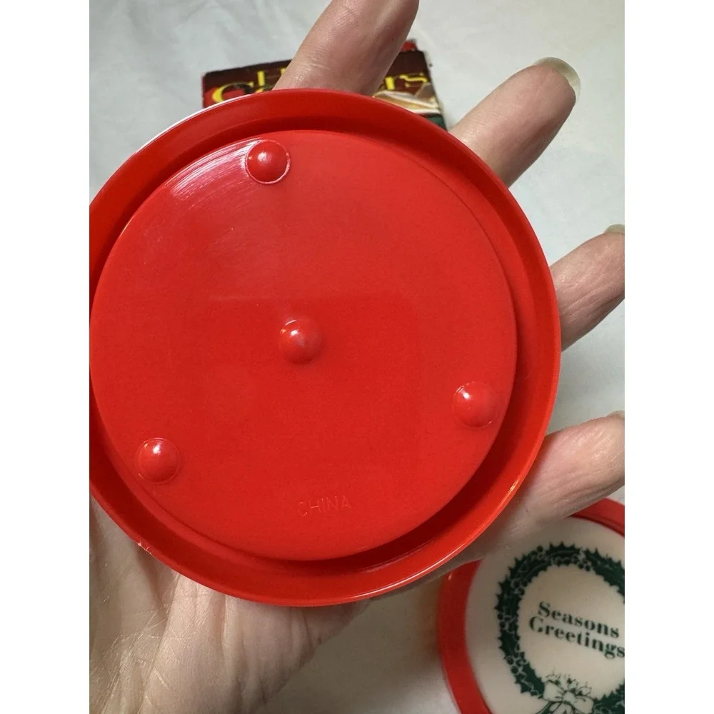 Vintage Christmas Coasters Plastic Seasons Greetings Set Of 4 Red Green White